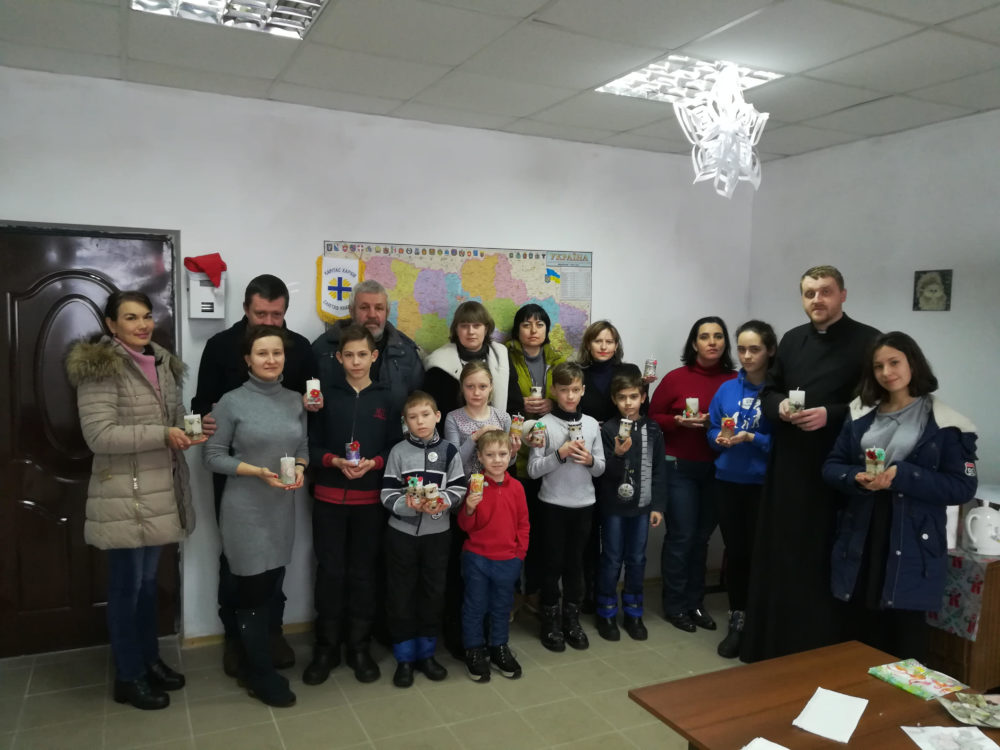 Майстер-клас з виготовлення Стрітенської свічки