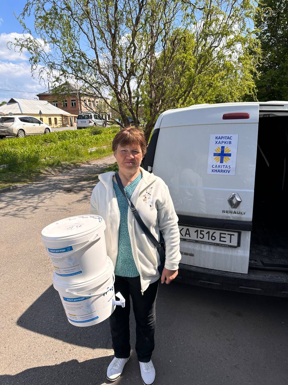 Зі спробою реалізації пілотного проєкту роздачі фільтрів для води до Старого Салтова приїхали працівники благодійного фонду "Карітас Харків"