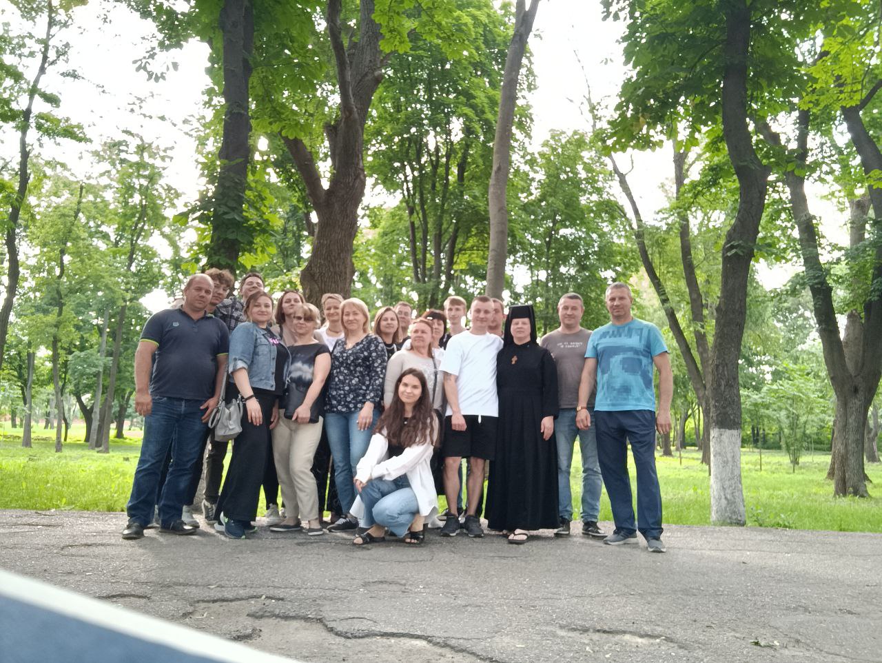 Командоутворення, формування дієвого колективу, випрацювання спільних засад роботи — тренінг з такою метою відбувся для працівників проєкту "Готівка та стійкість для України" благодійного фонду "Карітас Харків"