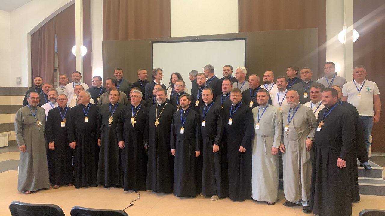 Директори регіональних осередків Карітасу України на зборах