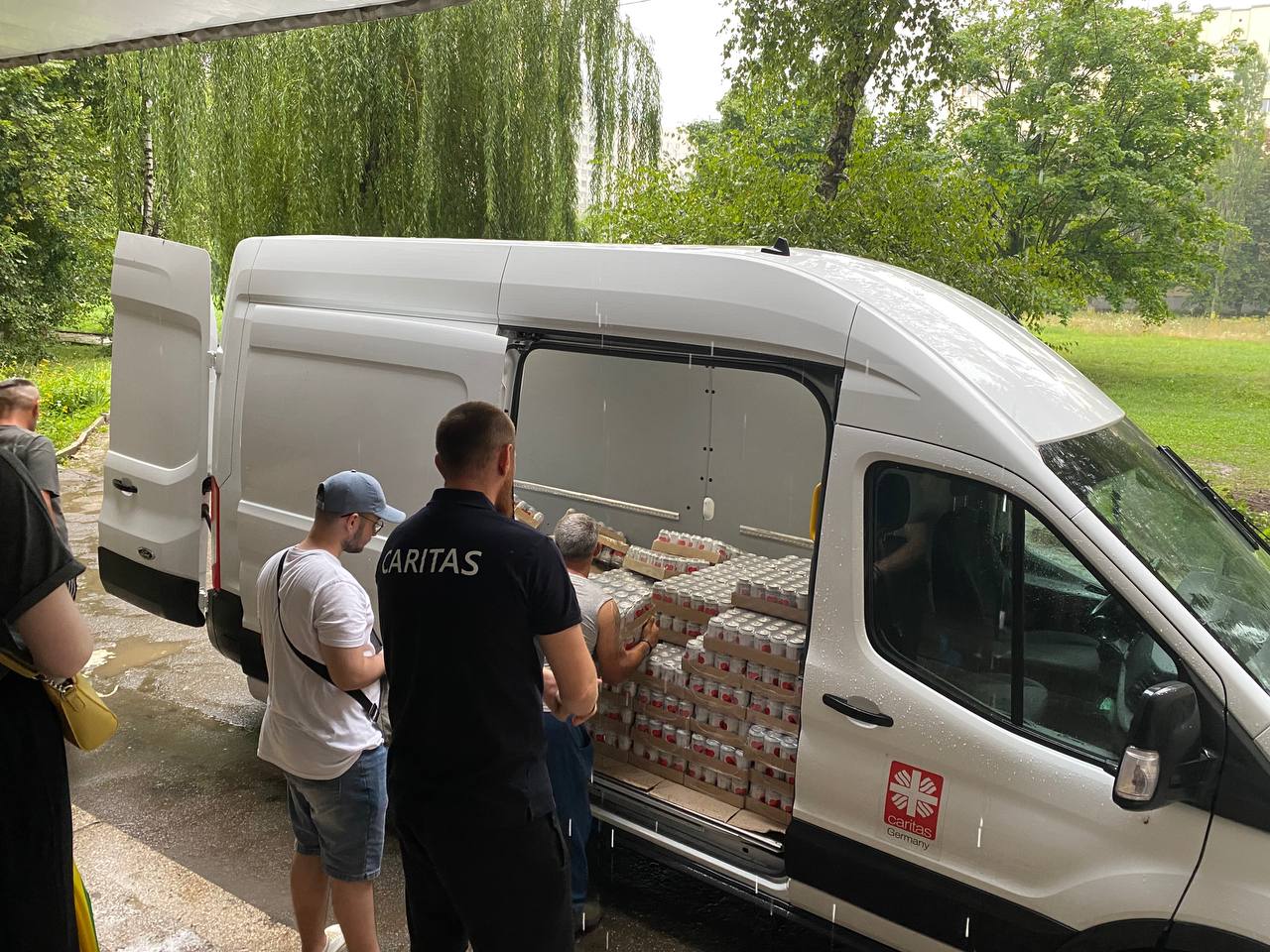 Гуманітарна допомога для дітей від Карітасу