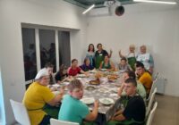 Молодь з інвалідністю на кулінарному майстер-класі