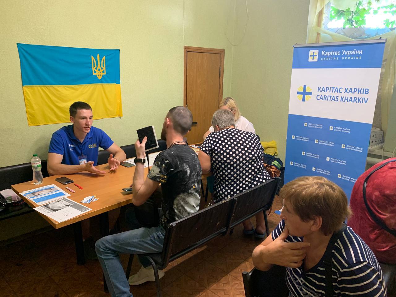 Мобільна бригада проєкту "Підтримка захисту людей з інвалідністю на деокупованих територіях" з представниками Дергачівської громади