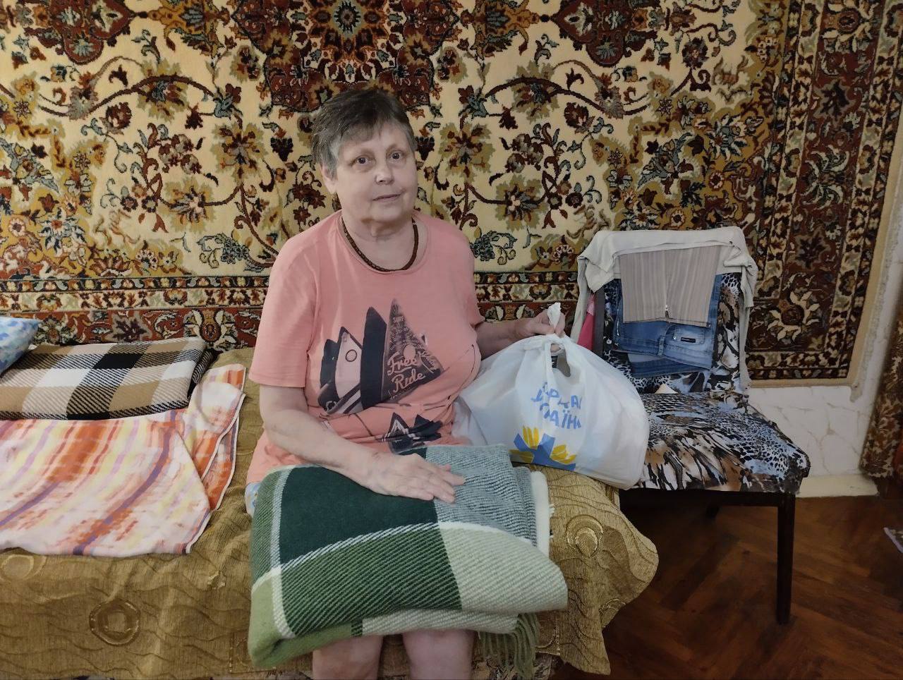 Бенефіціарка похилого віку, яка виказала вдячність проєкту "Домашня опіка"