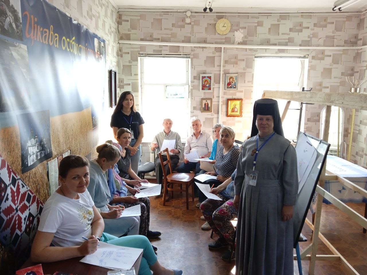 Психологи проєкту "Грошова допомога та стійкість для України" провели психологічний тренінг для жителів Лозової